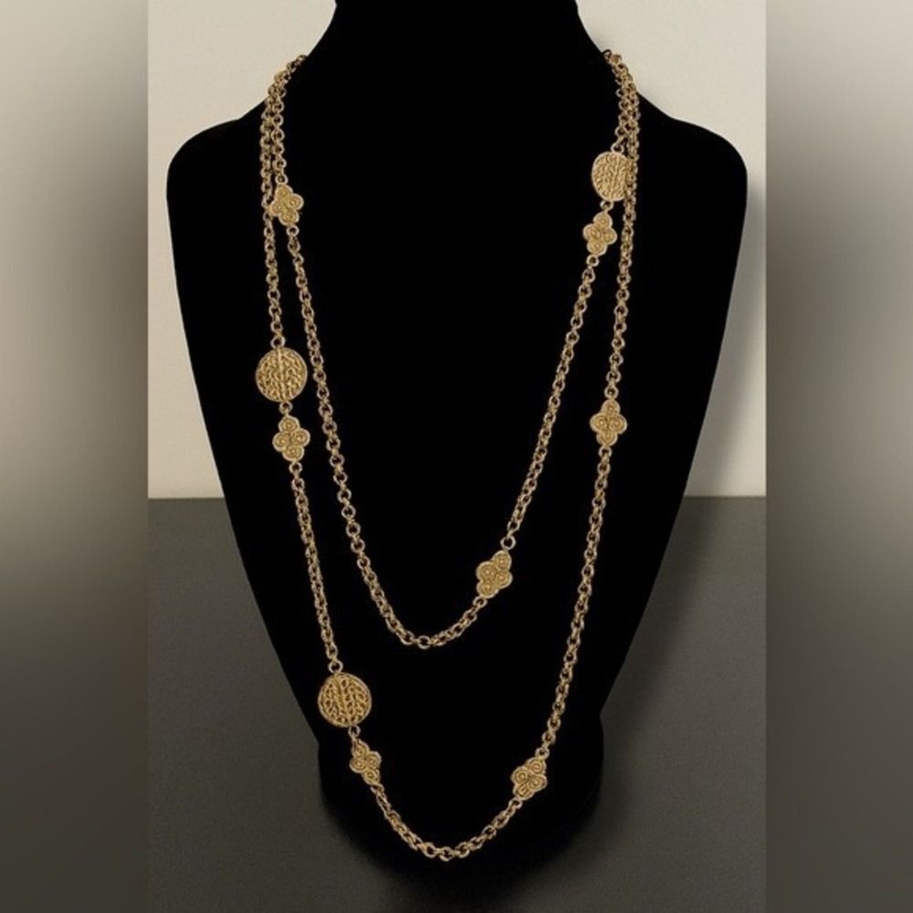 Vintage 90s Womens Gold Tone Long Fillagree Decal Chain Lariat Rope Necklace Y2K